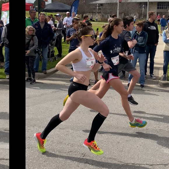 Meet your Posher, Rebekah - Picture 2 of 7